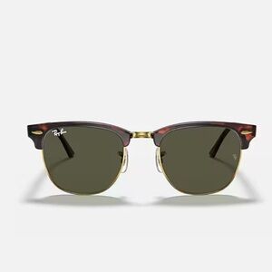 Ray-Ban Clubmaster Classic in Polished Tortoise on gold